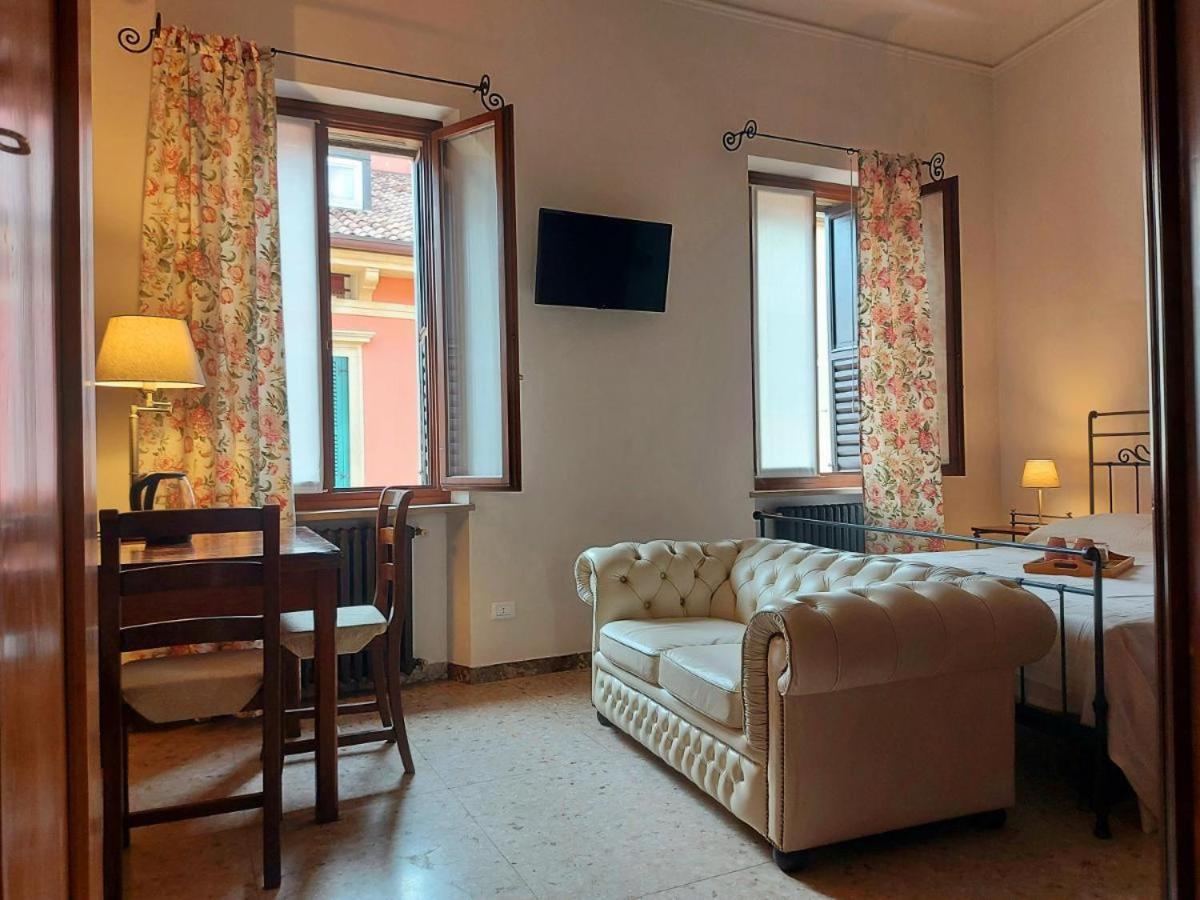 Elle Palace - Simply Elegant Verona Exterior foto