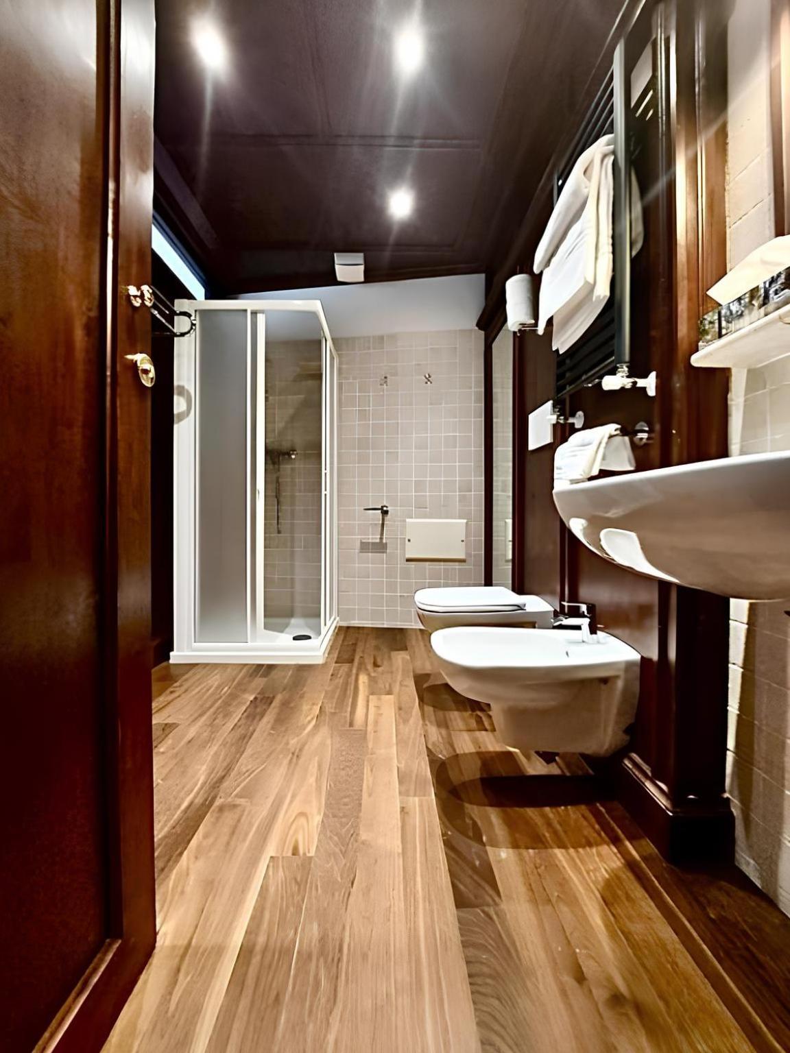 Elle Palace - Simply Elegant Verona Exterior foto
